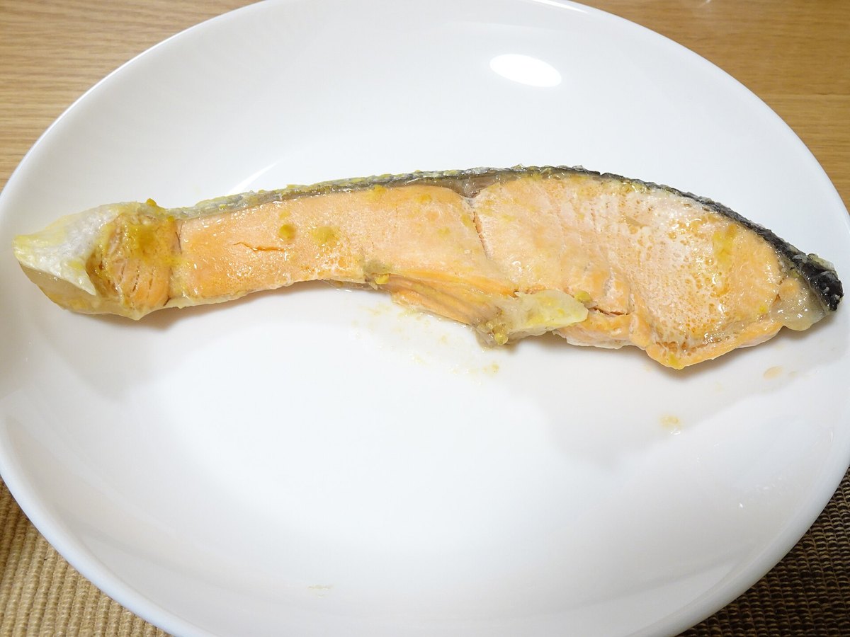 焼いた鮭の切り身